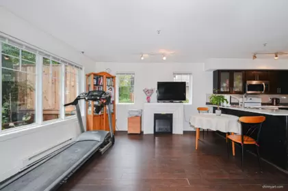 Family Room Photo of 101 13958 108 Avenue, Surrey, BC