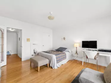 Hot Tub / Spa Photo of 304 1246 Cardero Street, Vancouver, BC