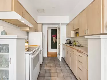 Powder Room Photo of 304 1246 Cardero Street, Vancouver, BC