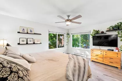 Primary Bedroom Photo of 300 E 25th Street, North Vancouver, BC