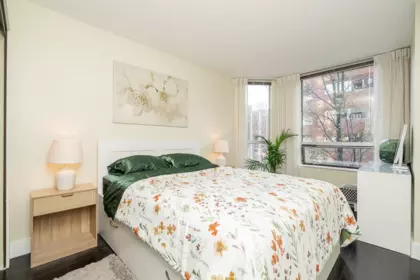 Bedroom 4 Photo of 403 811 Helmcken Street, Vancouver, BC