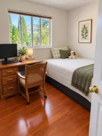 Primary Bedroom Photo of 16089 80 Avenue, Surrey, BC