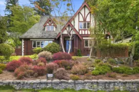 5584 Maple Street, Vancouver, BC