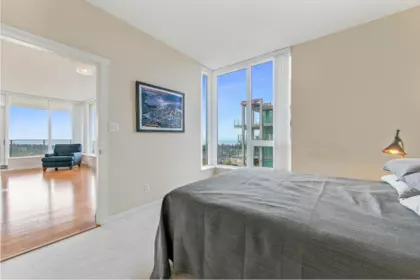 Entry Foyer Photo of 1905 5728 Berton Avenue, Vancouver, BC