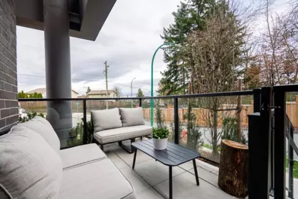 Front Yard Photo of 105 19577 65b Avenue, Surrey, BC