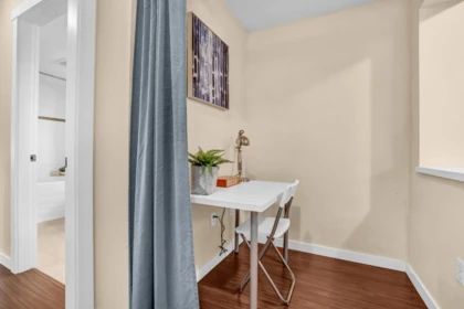 Mudroom Photo of 2102 5113 Garden City Road, Richmond, BC