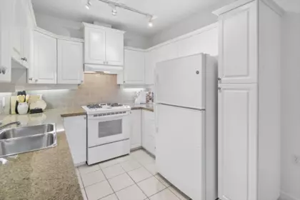Primary Bedroom Photo of 106 3088 W 41st Avenue, Vancouver, BC