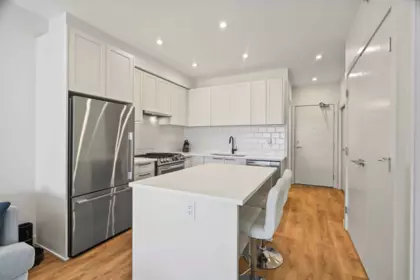 Kitchen Island Photo of 432 5415 Brydon Crescent, Langley, BC