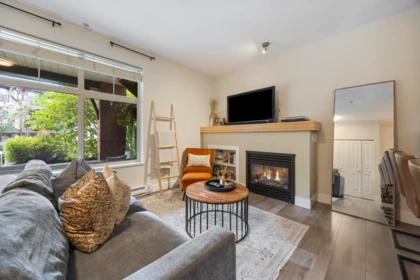 Kitchen Photo of 59 19478 65 Avenue, Surrey, BC