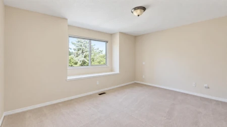 Powder Room Photo of 22789 116 Avenue, Maple Ridge, BC