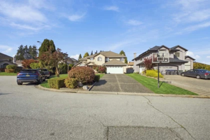 13655 58 Avenue, Surrey, BC, Surrey — Single Family Residence for sale