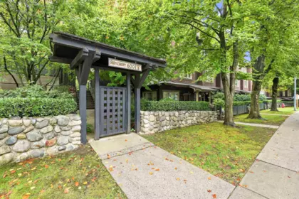 Outdoor Deck Photo of 246 600 Park Crescent, New Westminster, BC
