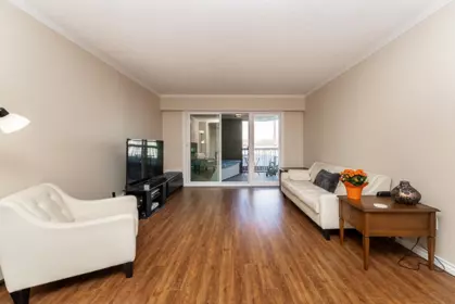 301 327 Ninth Street, New Westminster, BC, New westminster — Apartment/Condo for sale