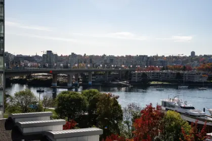 901 1067 Marinaside Crescent, Vancouver, BC, Vancouver — Apartment/Condo for sale