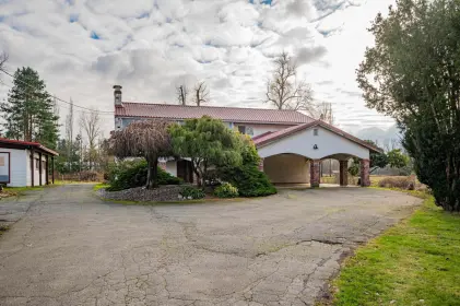 25494 Robertson Crescent, Langley, BC, Langley — Single Family Residence for sale