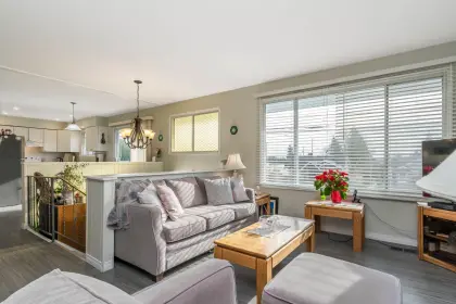 33617 7th Avenue, Mission, BC, Mission — Single Family Residence for sale