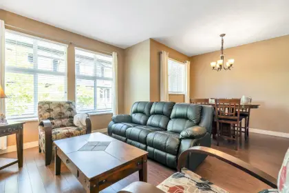 34 18199 70 Avenue, Surrey, BC, Surrey — Townhouse for sale