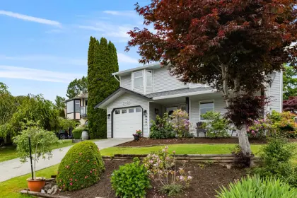 23021 Olund Crescent, Maple Ridge, BC, Maple ridge — Single Family Residence for sale