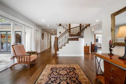 1835 Rosebery Avenue, West Vancouver, BC, West vancouver — Single Family Residence for sale