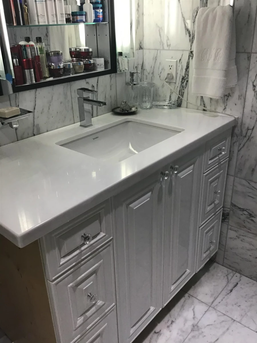 Dining Area Photo of 506 388 Drake Street, Vancouver, BC