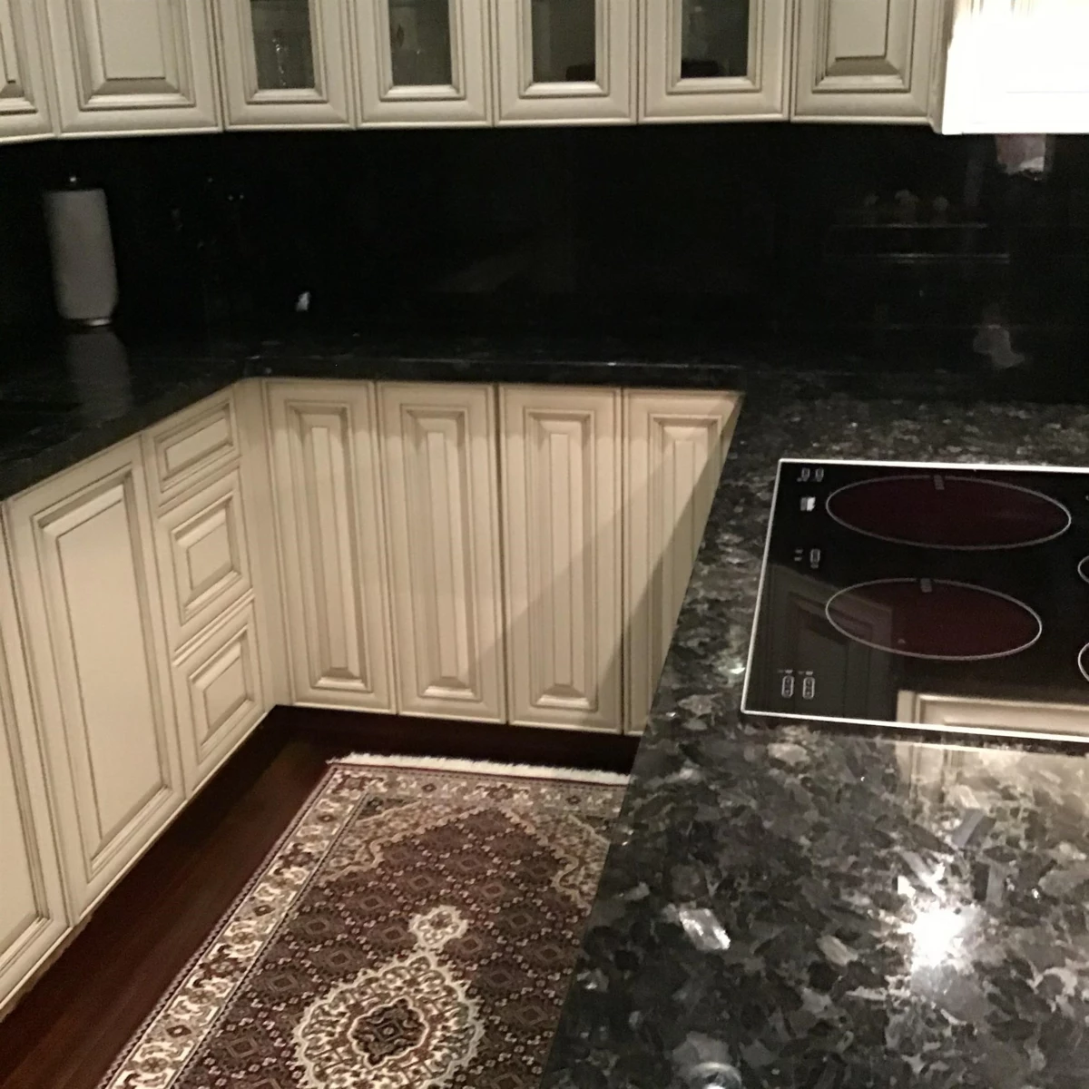 Living Room Photo of 506 388 Drake Street, Vancouver, BC