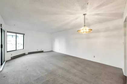 209 1355 Winter Street, White Rock, BC, White Rock — Apartment/Condo for sale