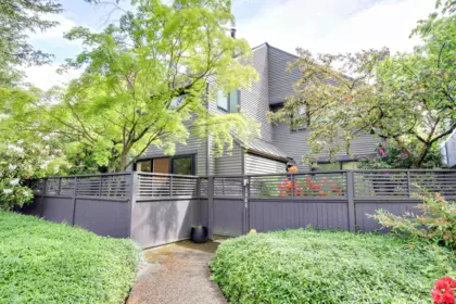 1962 W 15th Avenue, Vancouver, BC, Vancouver — Townhouse for sale