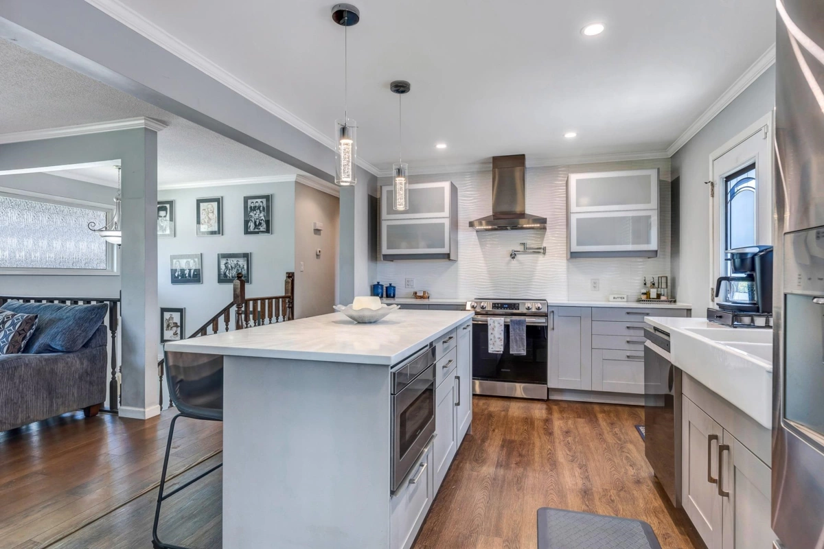 Dining Area Photo of 35104 Spencer Street, Abbotsford, BC
