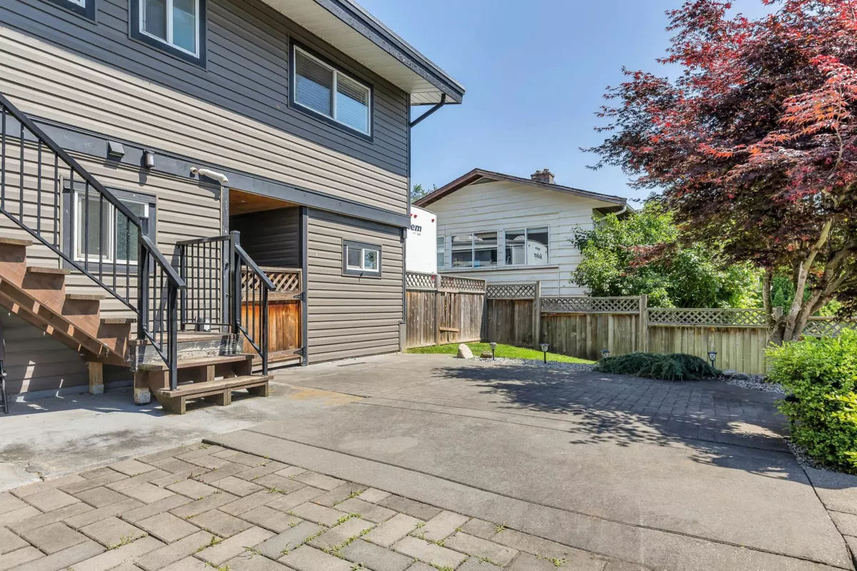 Front Yard Photo of 35104 Spencer Street, Abbotsford, BC