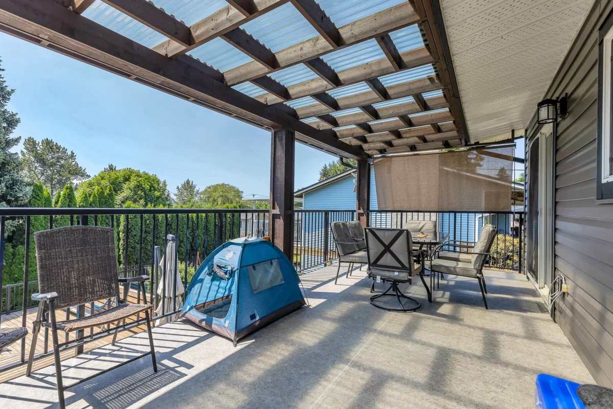 Outdoor Kitchen Photo of 35104 Spencer Street, Abbotsford, BC