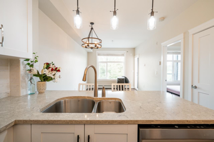 425 11077 Ravine Road, Surrey, BC