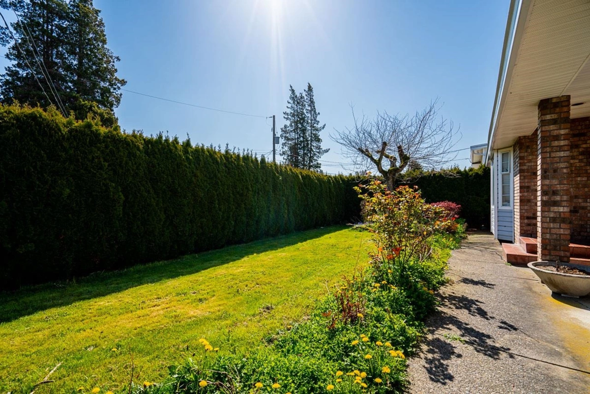 Pantry Photo of 8867 116b Street, Delta, BC