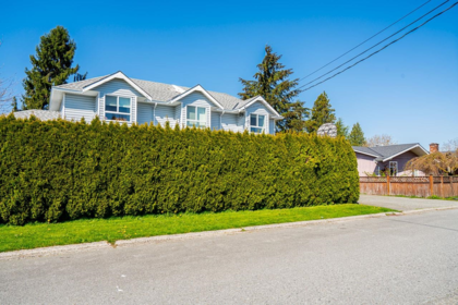 Outdoor Kitchen Photo of 8867 116b Street, Delta, BC