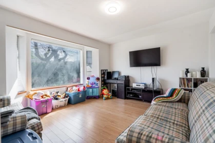 Walk-In Closet Photo of 8867 116b Street, Delta, BC