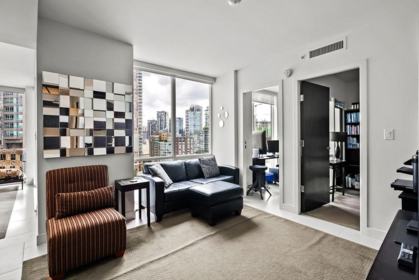 1302 1455 Howe Street, Vancouver, BC, Vancouver — Apartment/Condo for sale