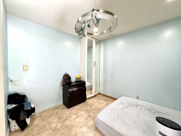 Bedroom 4 Photo of 9781 154 Street, Surrey, BC