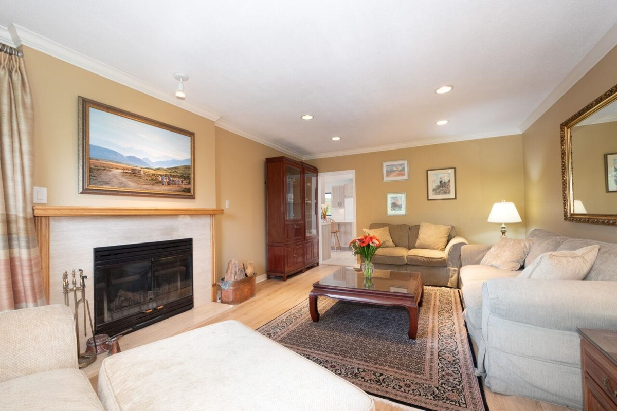 Bedroom 2 Photo of 530 E Queens Road, North Vancouver, BC