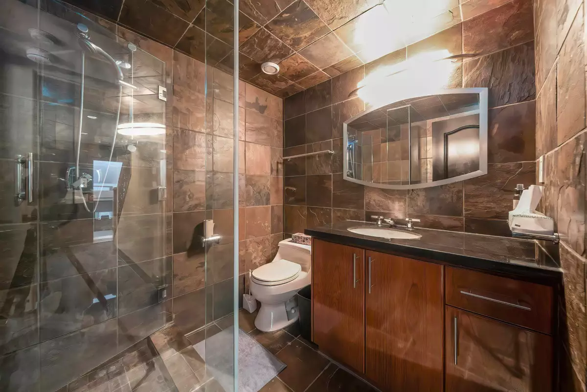 Entry Foyer Photo of 3347 Trutch Street, Vancouver, BC