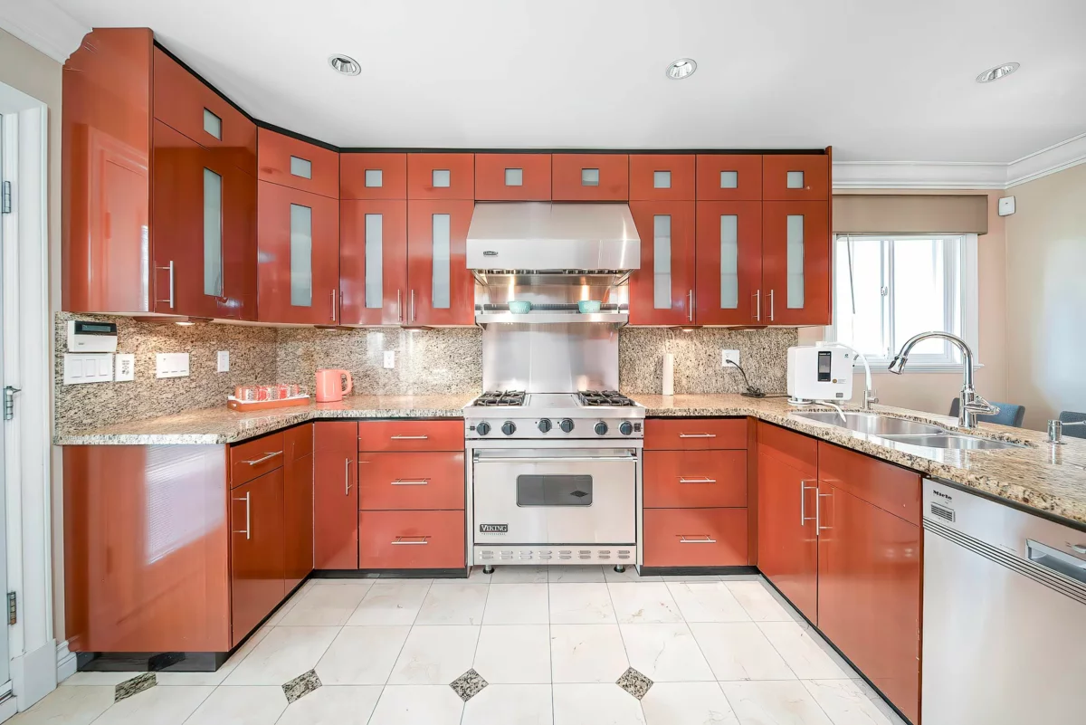 Kitchen Photo of 3347 Trutch Street, Vancouver, BC