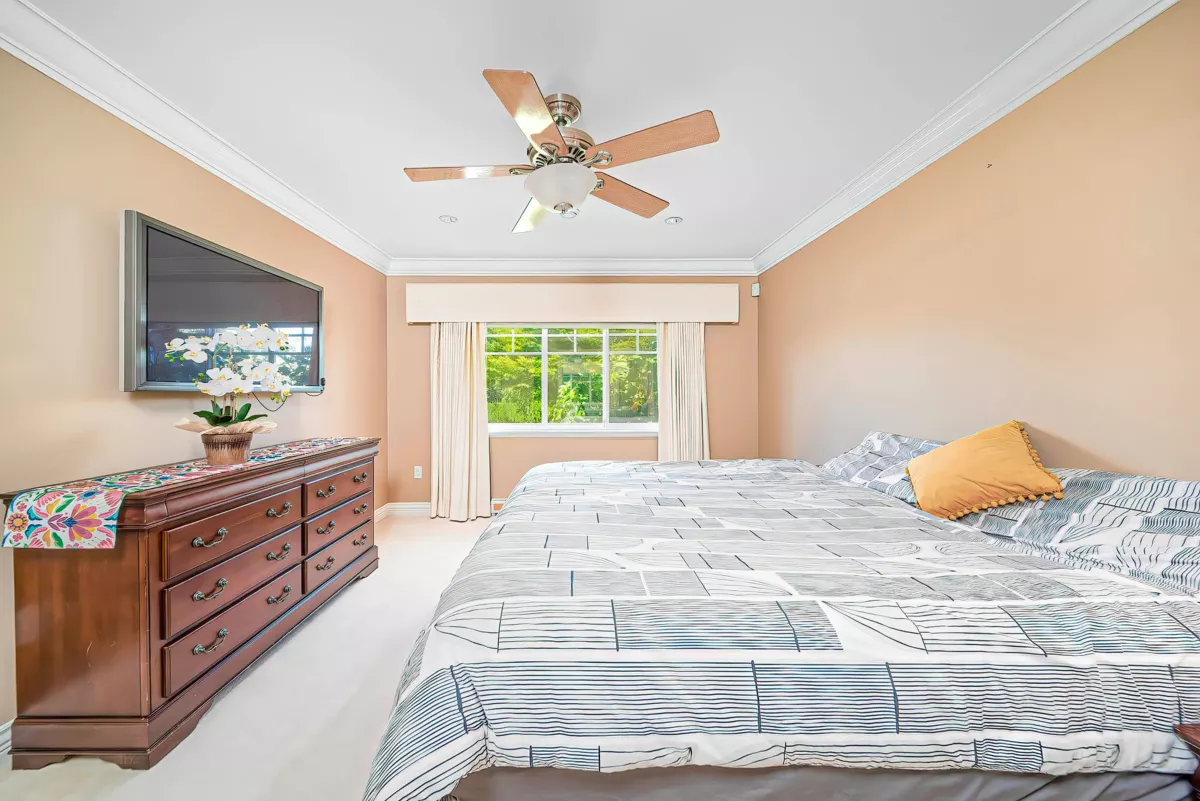 Walk-In Closet Photo of 3347 Trutch Street, Vancouver, BC