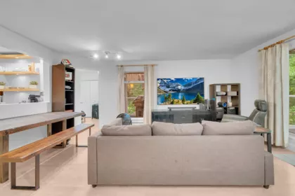 306 2733 Atlin Place, Coquitlam, BC, Coquitlam — Apartment/Condo for sale
