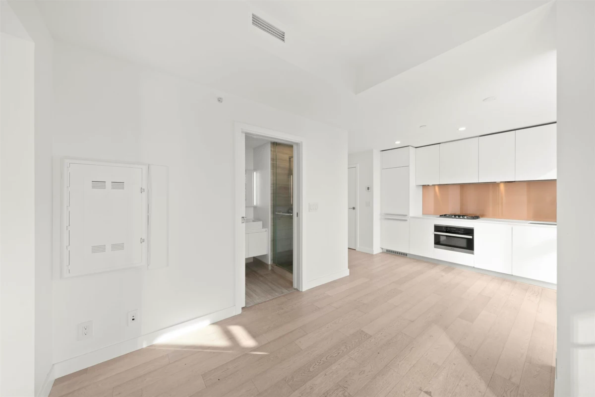 Kitchen Photo of 1907 1480 Howe Street, Vancouver, BC