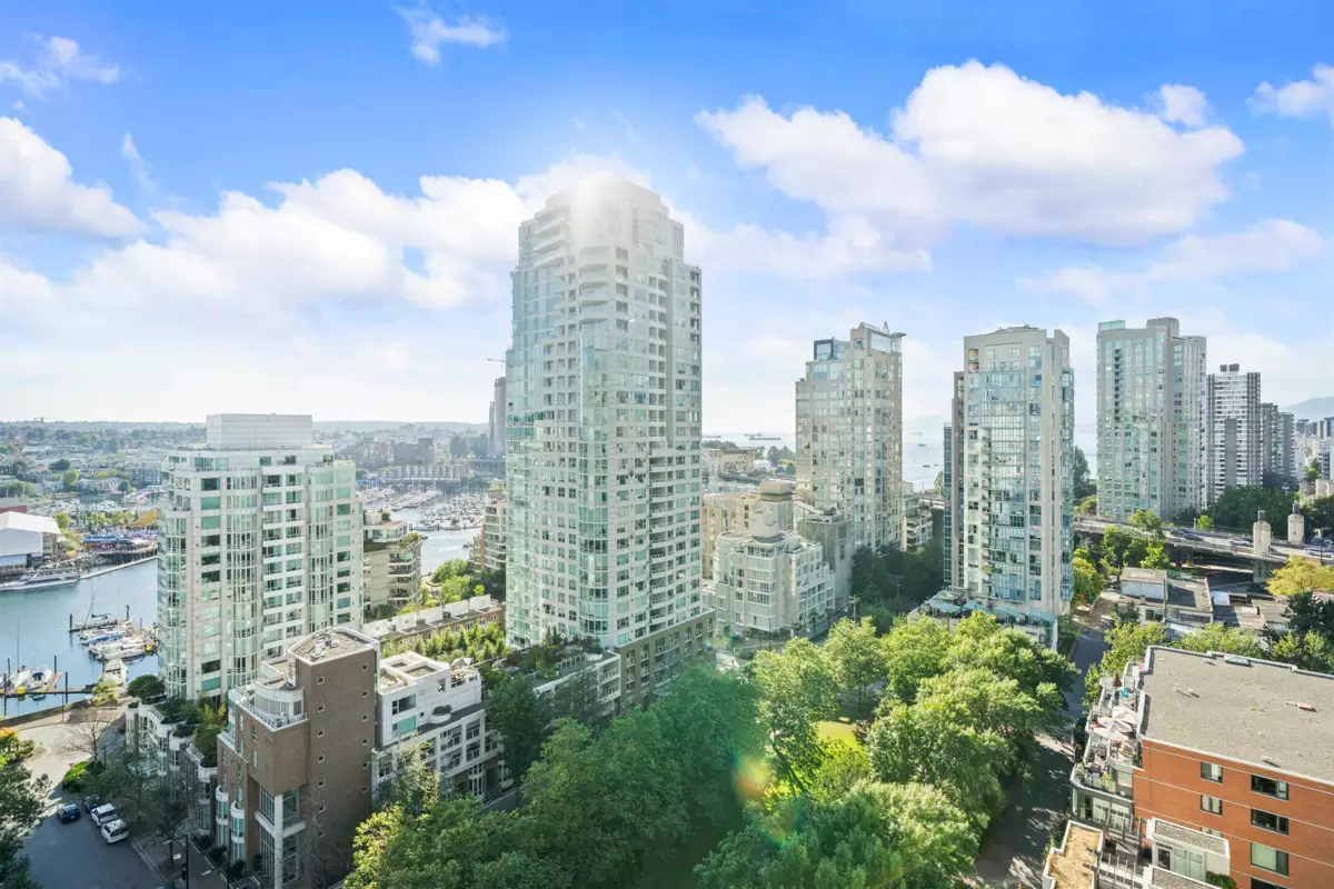 Outdoor Patio Photo of 1907 1480 Howe Street, Vancouver, BC