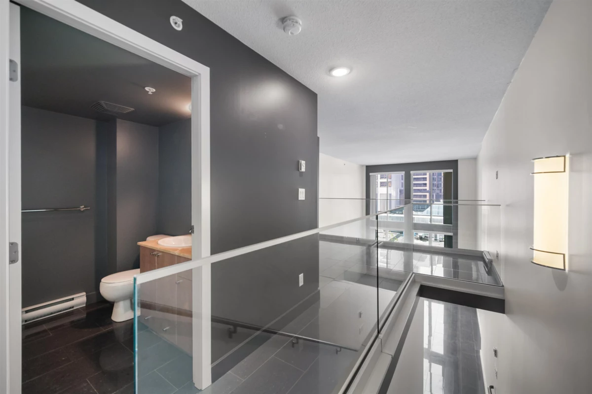 Breakfast Nook Photo of 606 610 Granville Street, Vancouver, BC