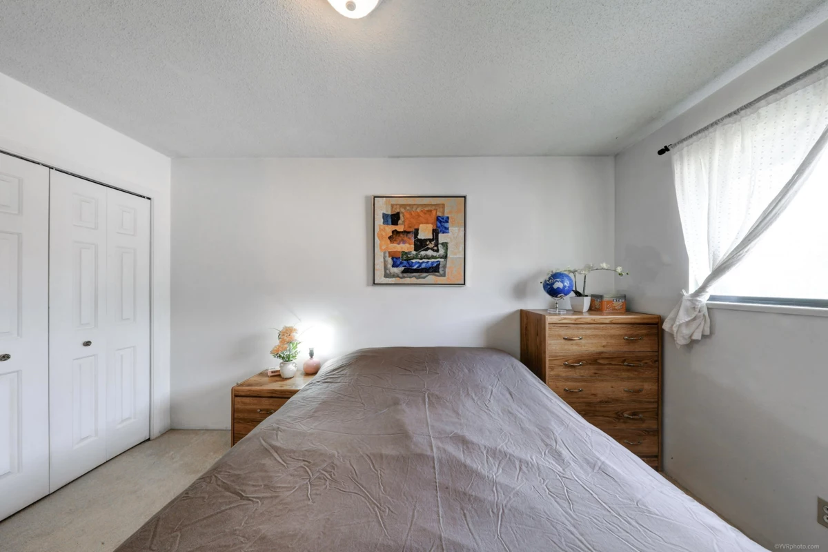 Guest Bathroom Photo of 12366 Greenland Drive, Richmond, BC