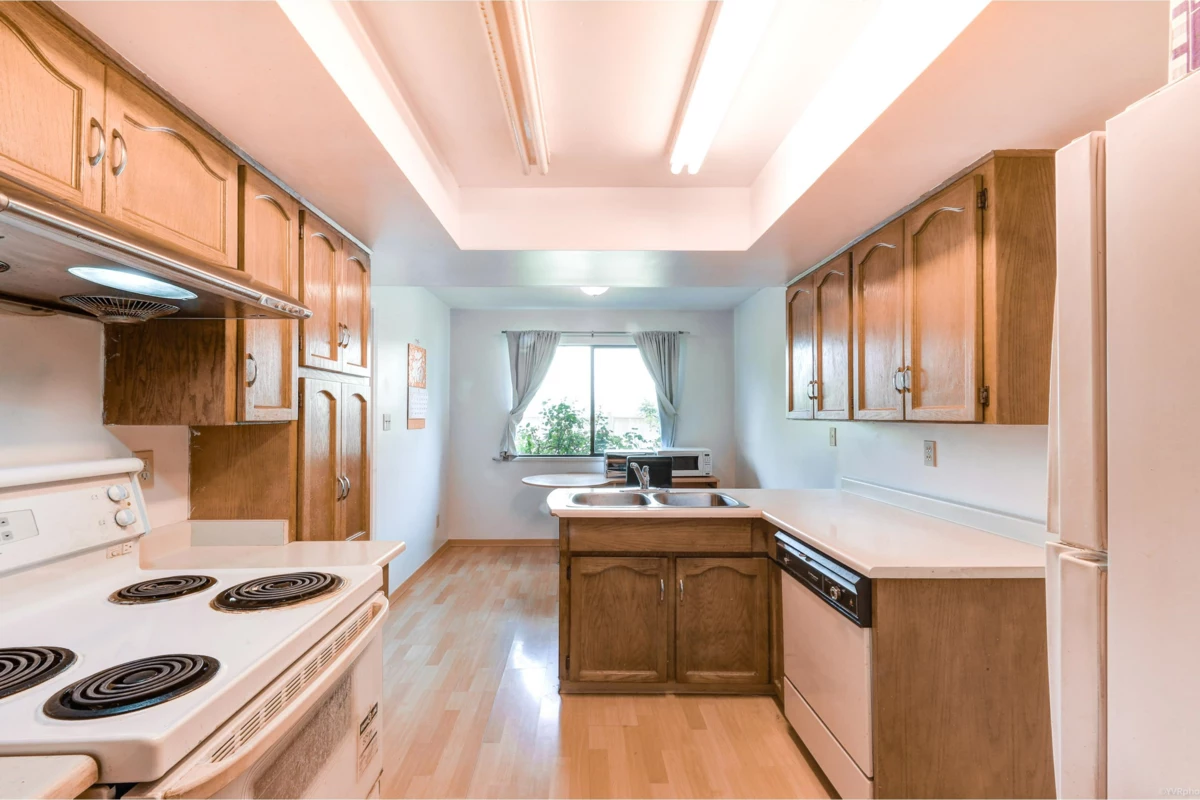 Kitchen Island Photo of 12366 Greenland Drive, Richmond, BC