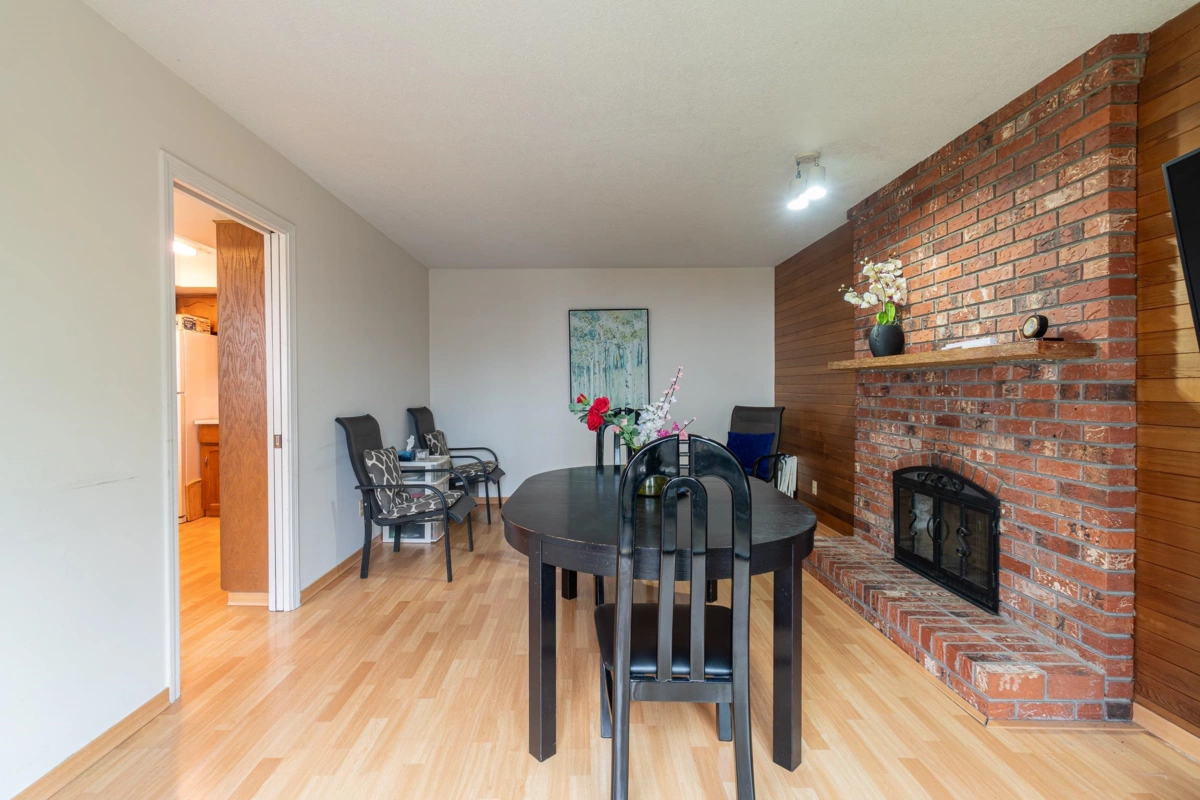 Laundry Room Photo of 12366 Greenland Drive, Richmond, BC