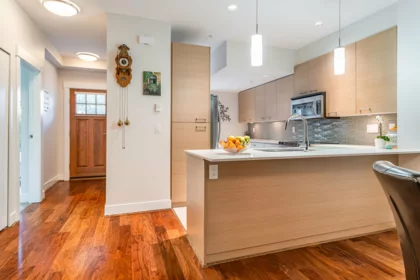 2 7198 Barnet Road, Burnaby, BC, Burnaby — Townhouse for sale