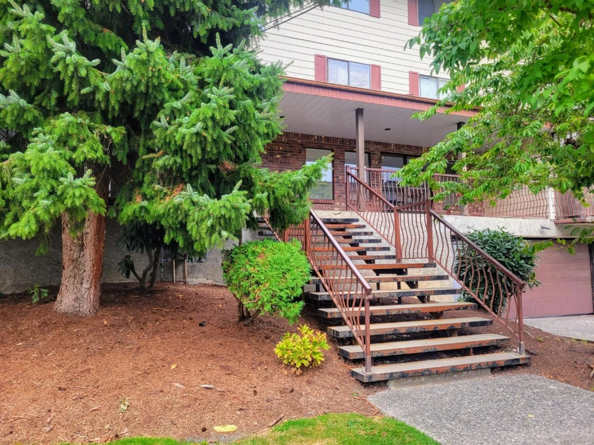 Exterior Rear Photo of 310 45749 Spadina Avenue, Chilliwack, BC