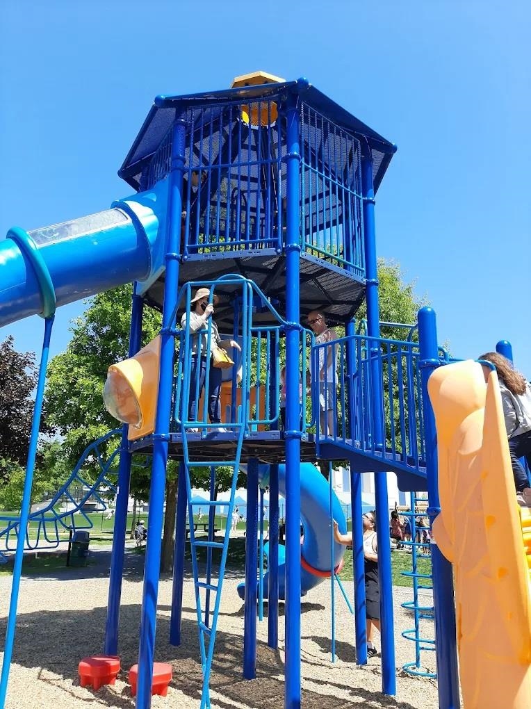 Garden / Landscaping Photo of 310 45749 Spadina Avenue, Chilliwack, BC